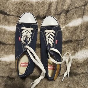 Cute Levi’s Womens Canvas Lace Up Shoes Sneakers Navy Blue Size 9 Converse Like.